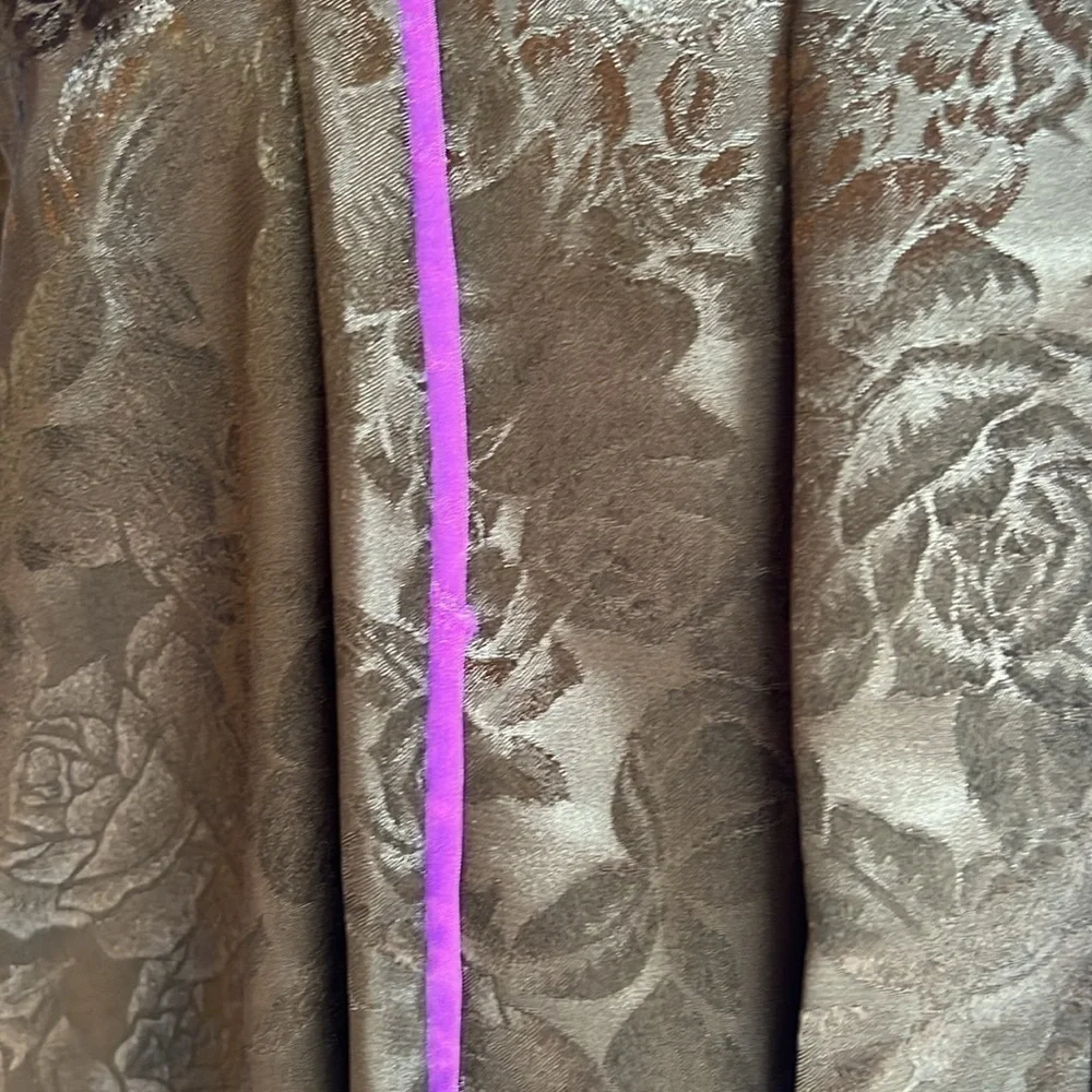 Victoria’s Secret robe Gold label black purple trim dark floral soprano mob wife